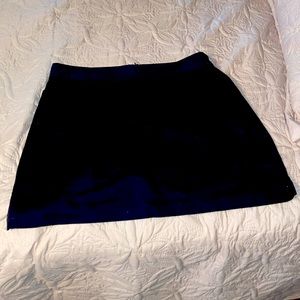 Women’s Black Golf Skort